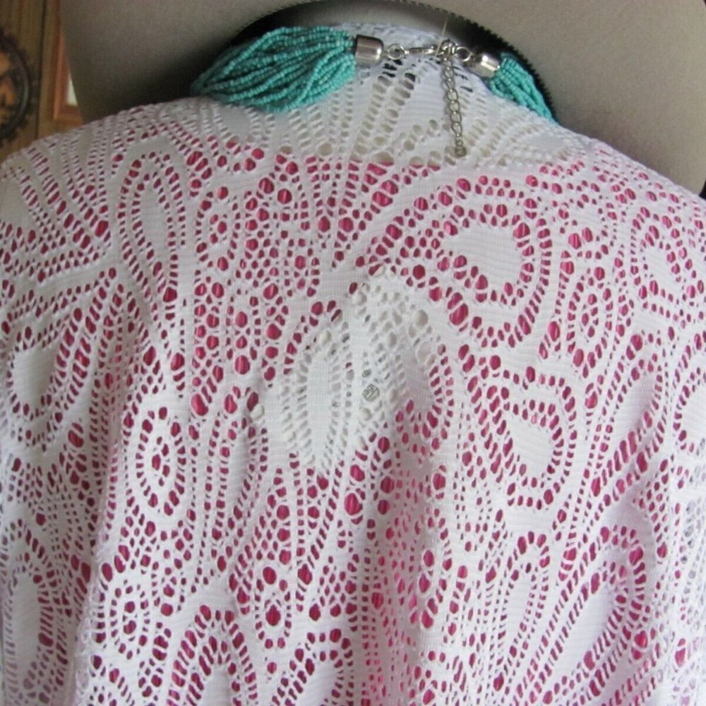 SOUTHERN LADY 2 PIECE SHIRT & LACE KIMONO  BRAND NEW  HOT PINK TANK PAIRED WITH‎ - Picture 6 of 14